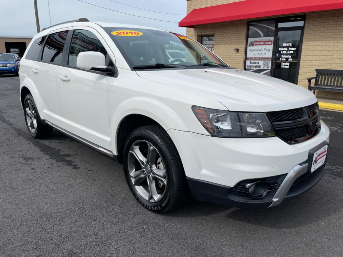 2016 White Dodge Journey (3C4PDCGB8GT) with an 4-Cyl, 2.4 Liter engine, Auto, 6-Spd AutoStick transmission, located at 8008 Warden Rd, Sherwood, AR, 72120, (501) 801-6100, 34.830078, -92.186684 - Photo#1